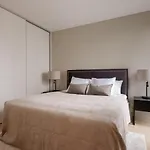Fully Serviced Luxury Apartment At Sommerro
