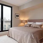 Fully Serviced Luxury Apartment At Sommerro